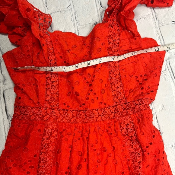 BNWT betsey Johnson flutter sleeve eyelet dress size 2 - Picture 7 of 9